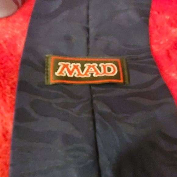 Mad magazine golf silk tie - Picture 3 of 3